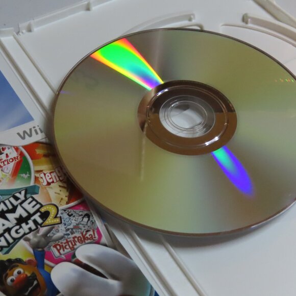 Hasbro Family Game Night 1 and 2 Bundle - Nintendo Wii - Picture 6 of 16